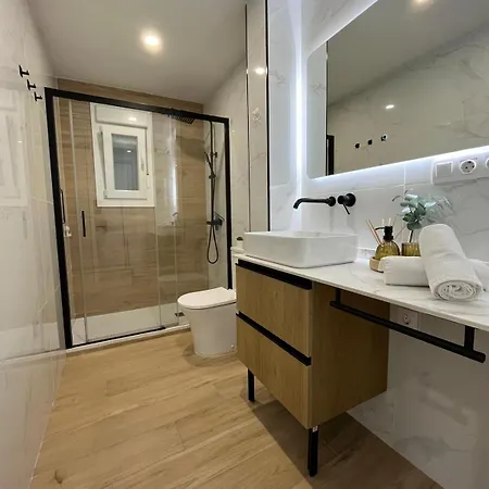 The Traveller's House Con Vistas A Playa La Caleta Apartment Cadiz